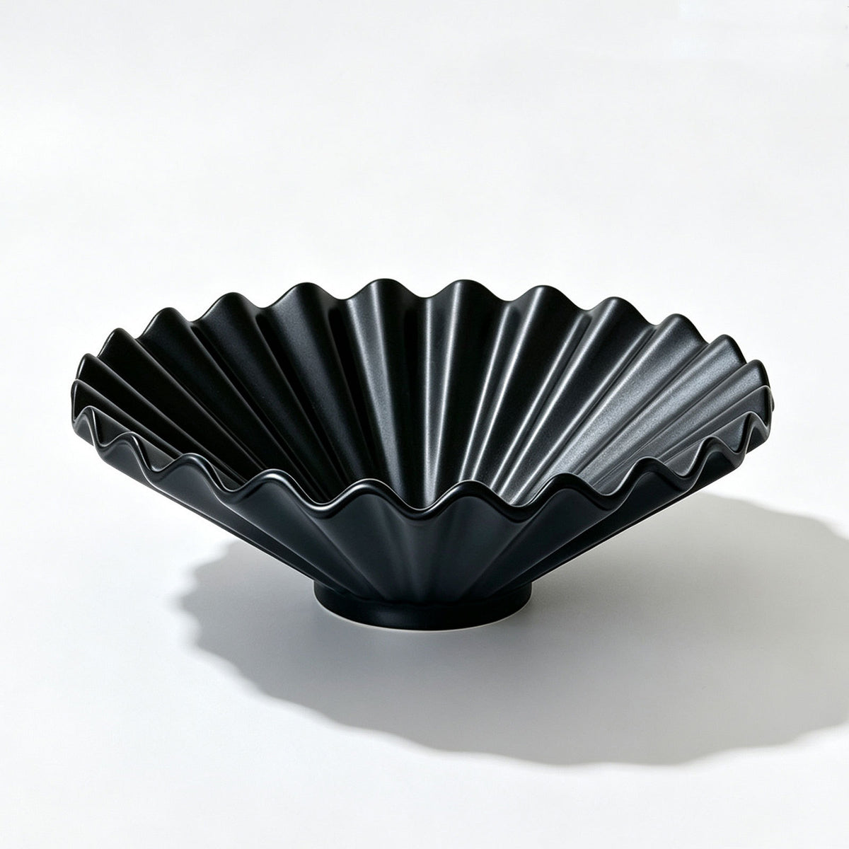 Elegante Rüschige Keramische Servierschüssel