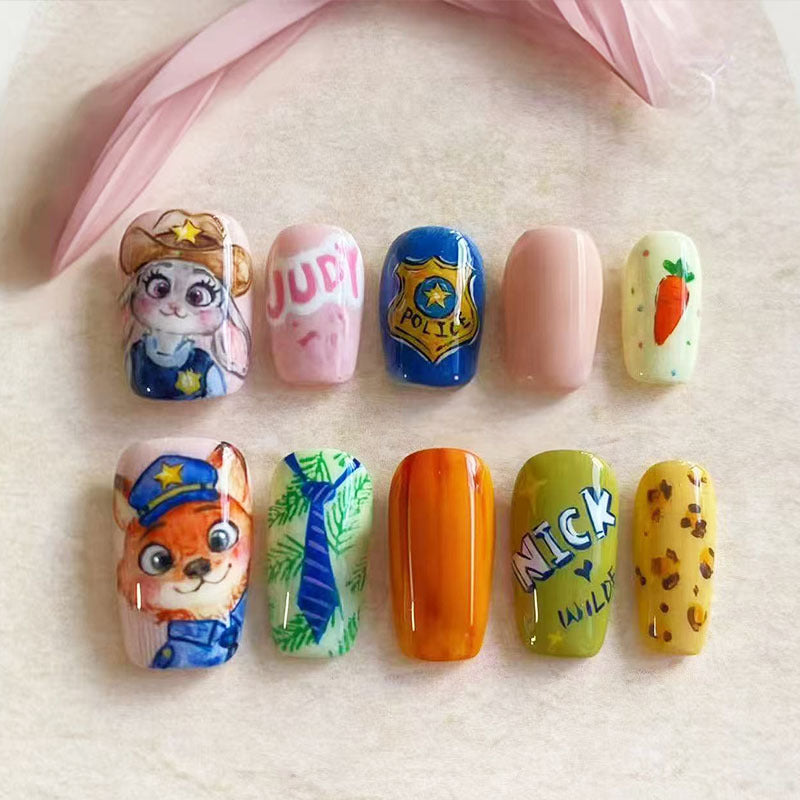 Verspieltes Charakter-Nail Art Set Brehn