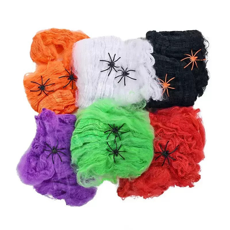 Dekorative Halloween Spinnennetz mit Kunstspinnen