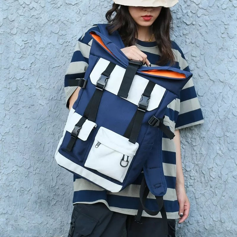 Moderner Rolltop-Rucksack mit Multifunktionalen Außentaschen Brehn