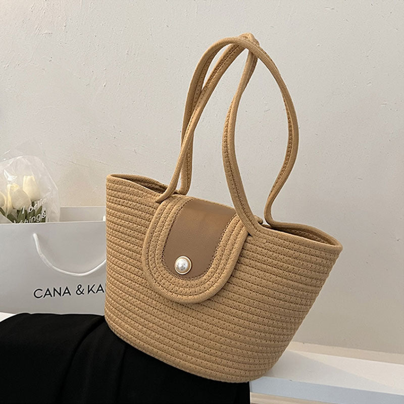 Damen Handtasche aus geflochtenem Naturmaterial mit elegantem Verschluss Brehn