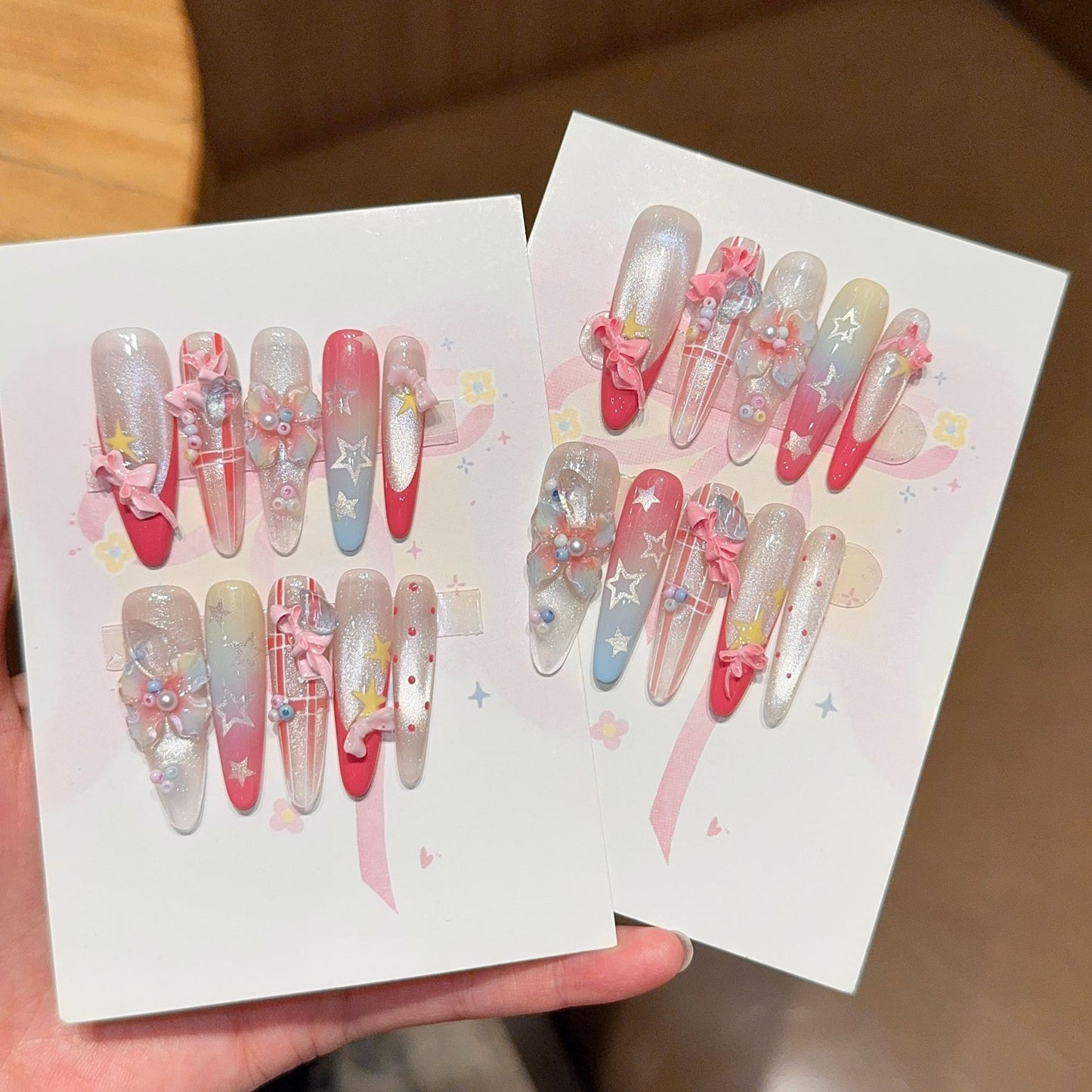 Künstliche Nagelspitzen mit Verspieltem Design Brehn