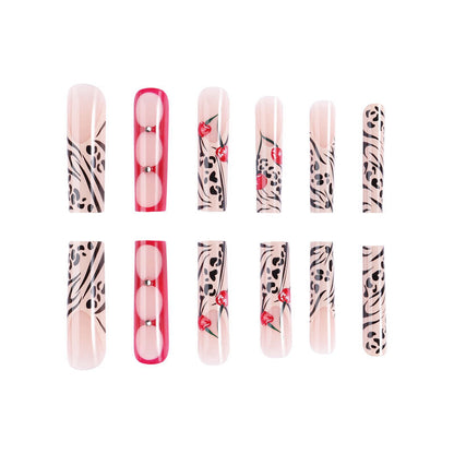 Künstlerische Press-On Nageldesigns