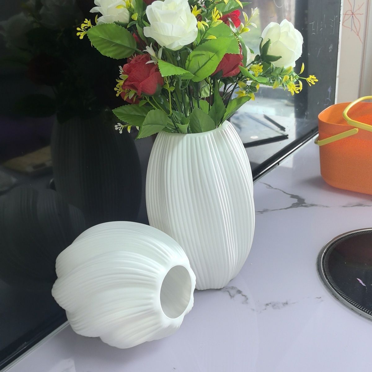 Dekorative gerippte Keramikvase Brehn