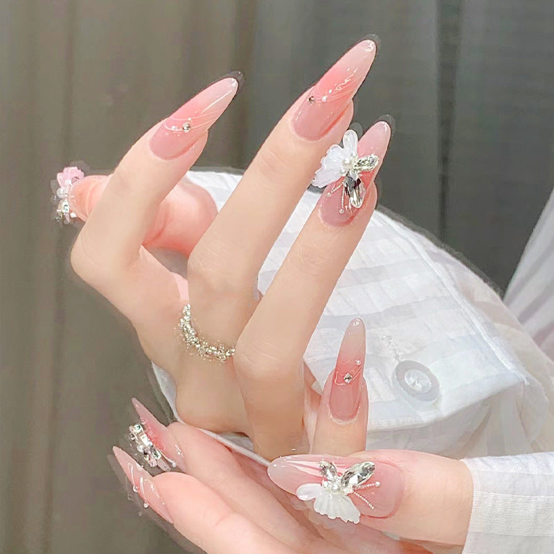 Glamouröse Nageldesigns Brehn