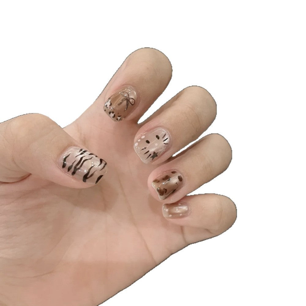 Trendy Künstlerische Press-On Nagel Set Brehn