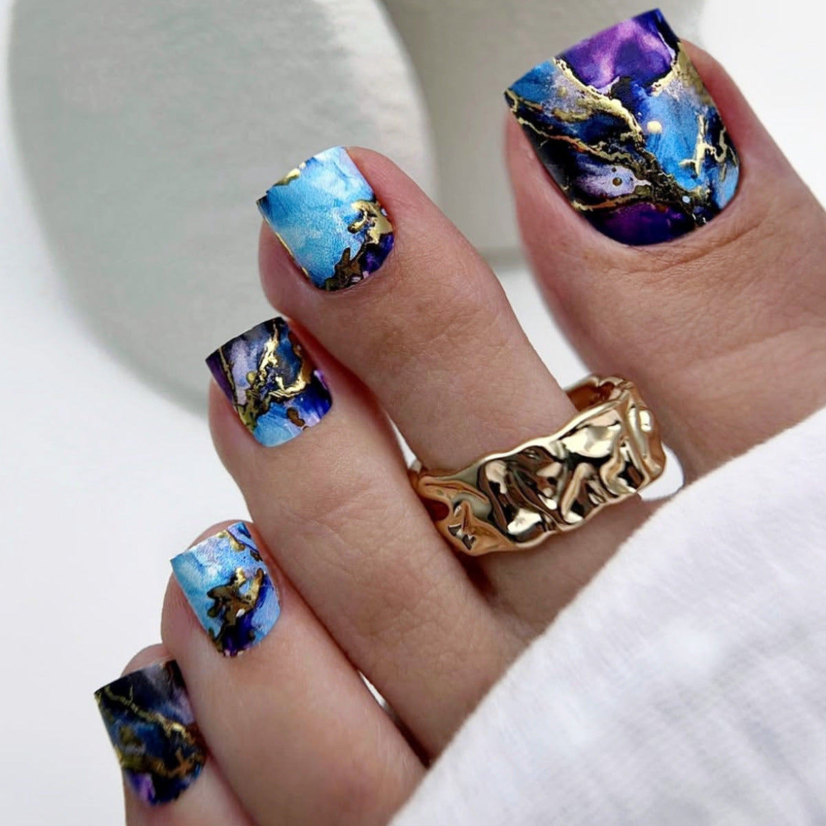 Künstlerischer 3D-Marmor-Effekt Nagelkunst Brehn