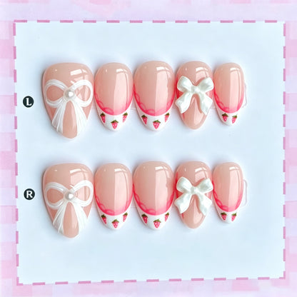 Dekorativer Bow- und Erdbeer-Themen Press-On Nagelkunst Set Brehn