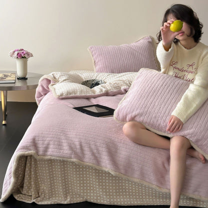 Wendbare gesteppt Plush Bettwäsche Set mit Kunstfellbesatz
