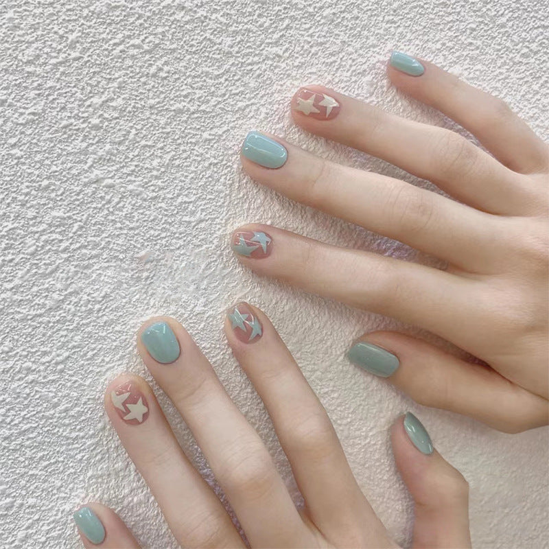 Kreative Nagelkunst Brehn