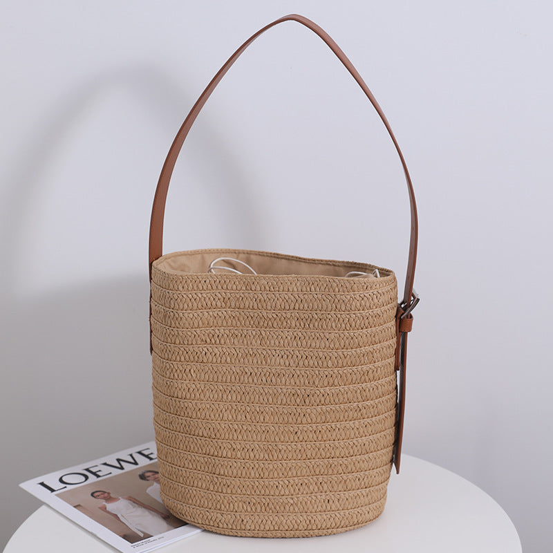 Damen Runde Basttasche mit Lederhenkel Brehn