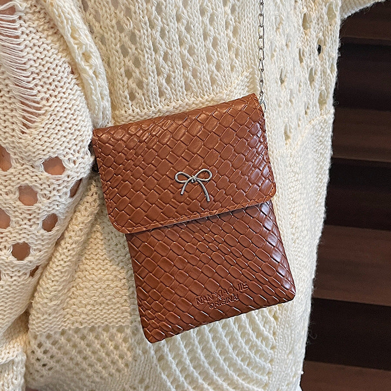 Texturierte Mini-Handtasche