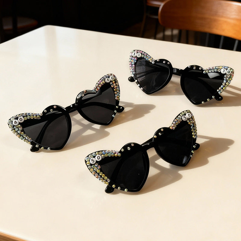 Herzförmige mit Strass verzierte Sonnenbrille Brehn