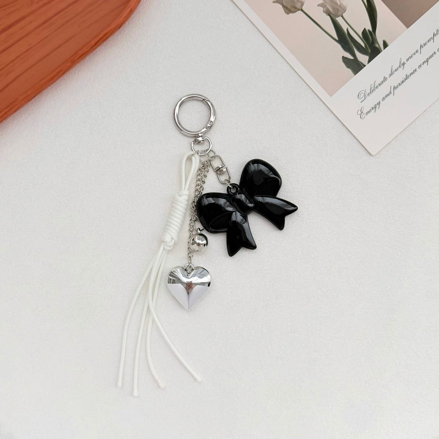 Eleganter Bogen Charm Schlüsselanhänger Brehn