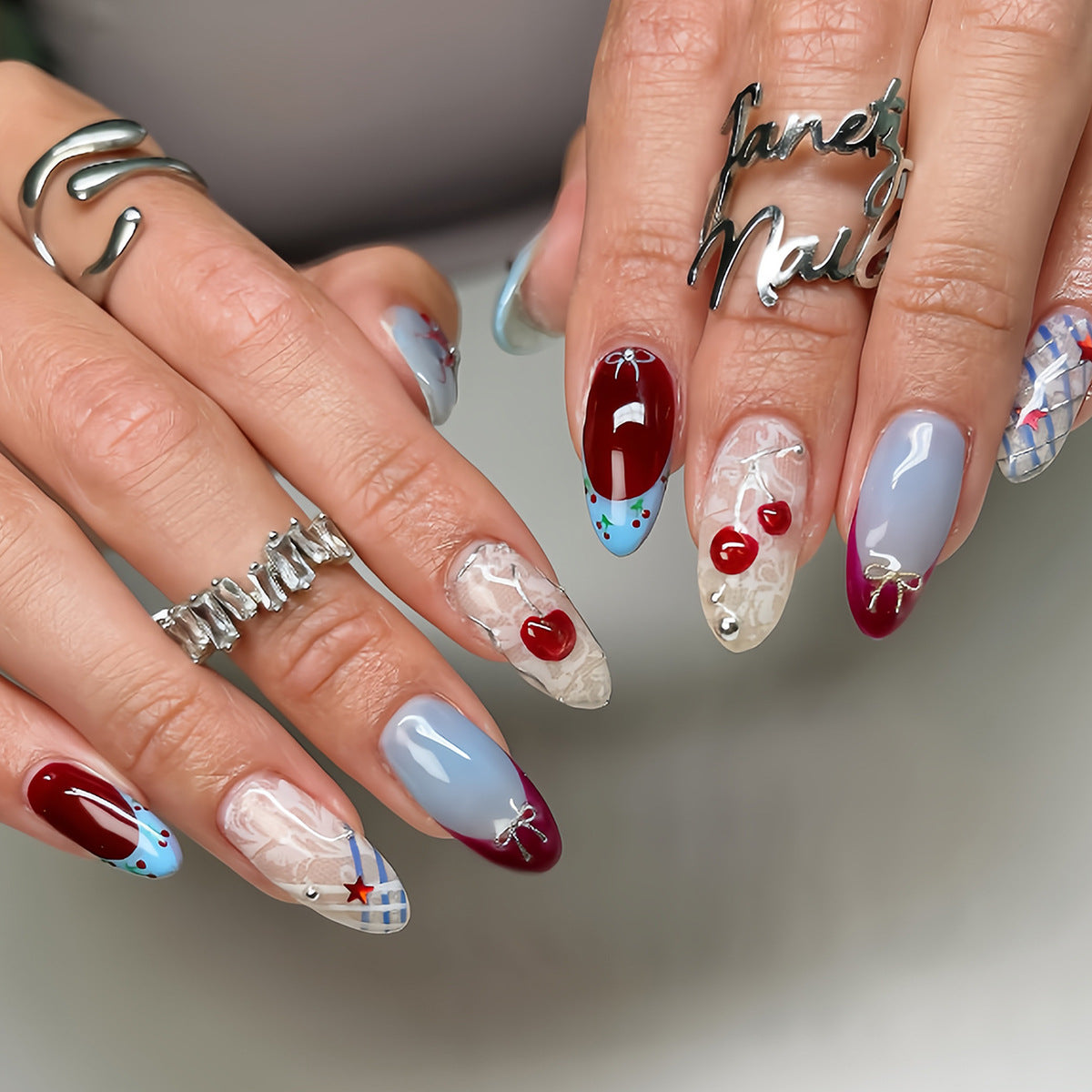 Kunstvolle Fingernägel mit Kreativen Designs Brehn