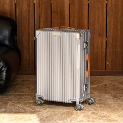 Stilvoller leichter Hartschalen-Reisesuitcase