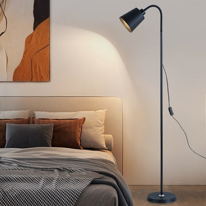 Stilvolle verstellbare Lese-Stehlampe