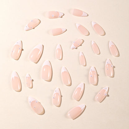 Elegante 3D Perle Akzent Stiletto Nagelkunst Erweiterungen Brehn