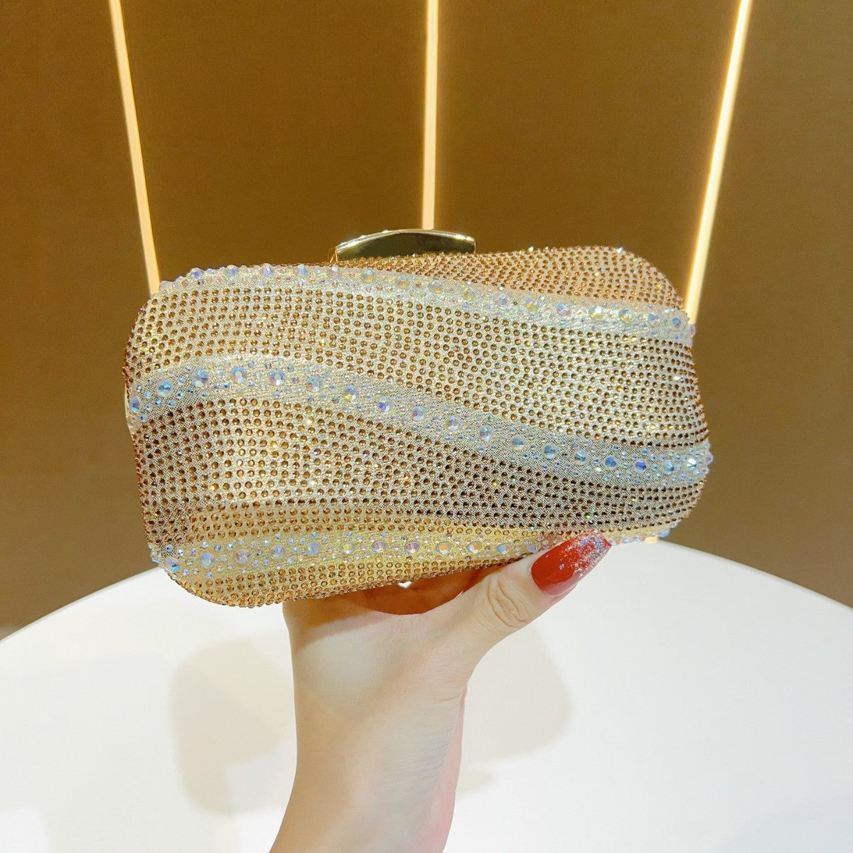 Rhinestone-besetzte Clutch-Tasche