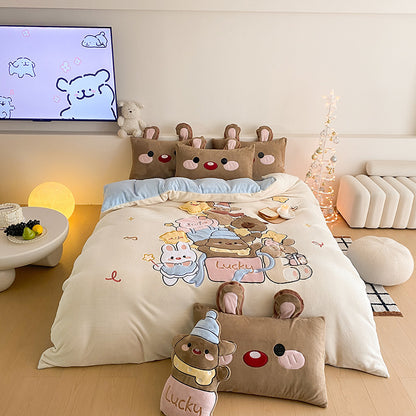 Flauschige Bettwäsche-Garnitur mit gesteppter Kuscheloberfläche, 3D-Teddy-Applikationen und wärmender Microfaserfüllung Brehn