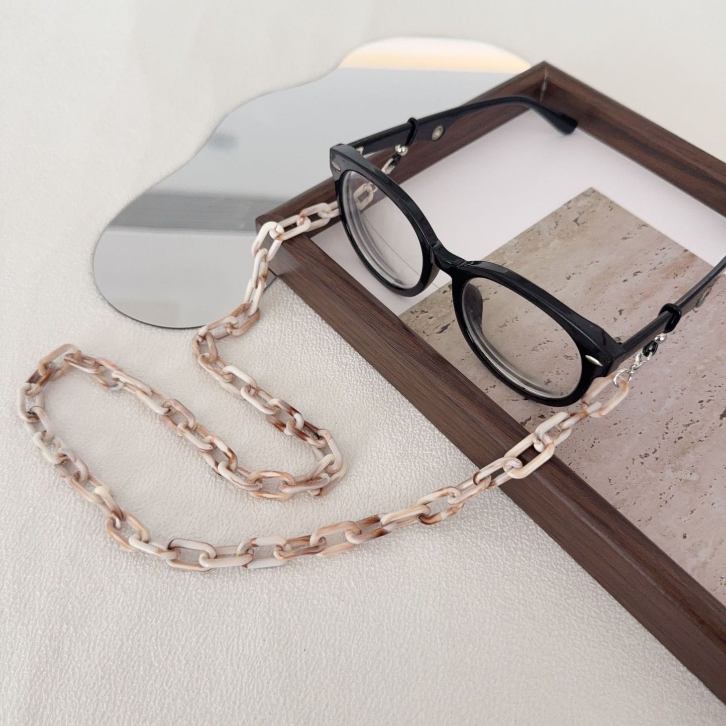 Stylische Acryl-Brillen-Kette Brehn