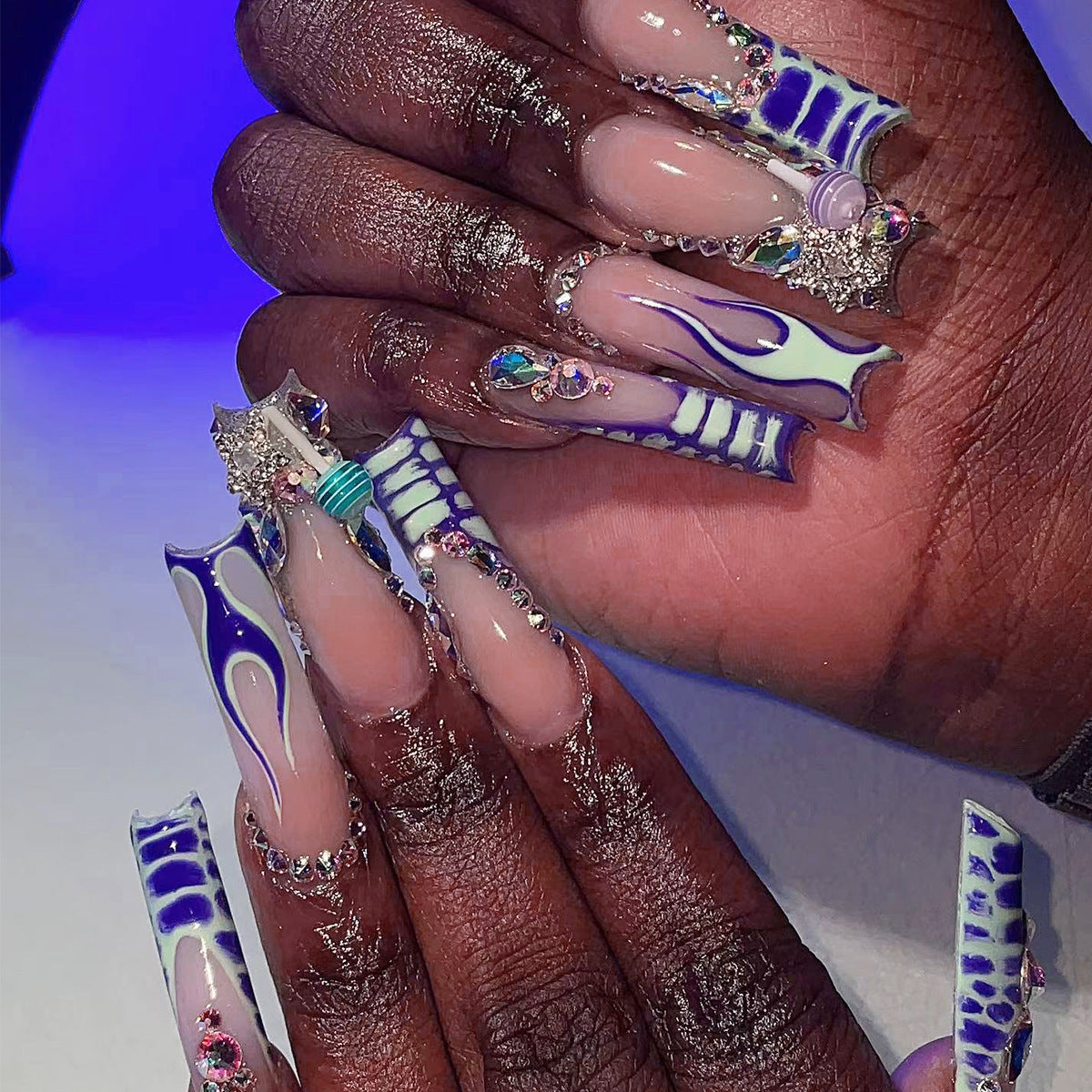Kunstvolle Long Nails Brehn