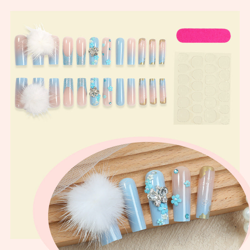 Designer Press-On Nail Art Set mit floralen und Edelsteinen Akzenten Brehn