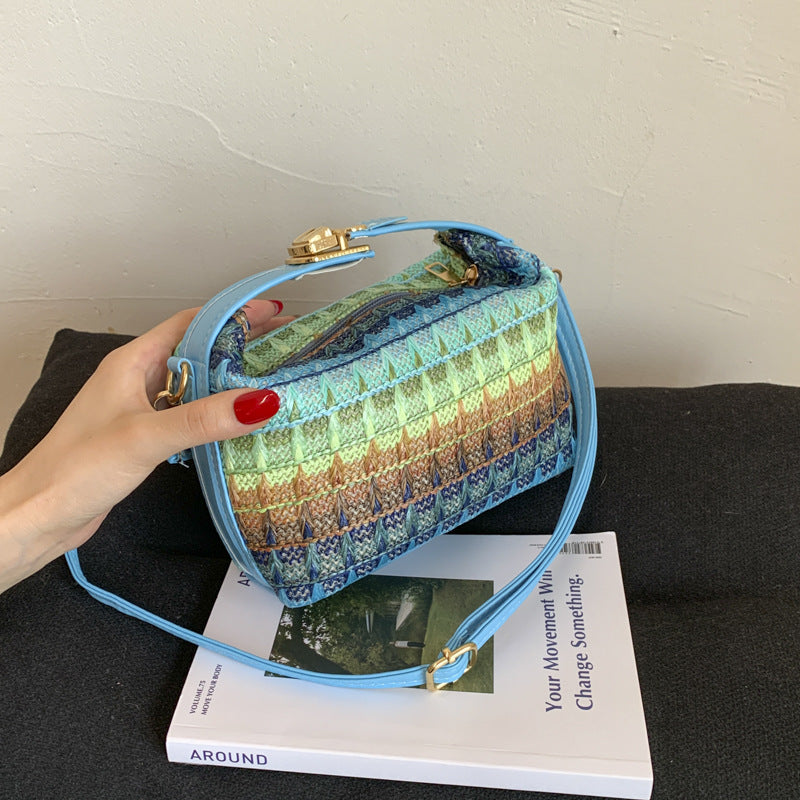 Texturierte handgewebte Mini-Crossbody-Tasche Brehn