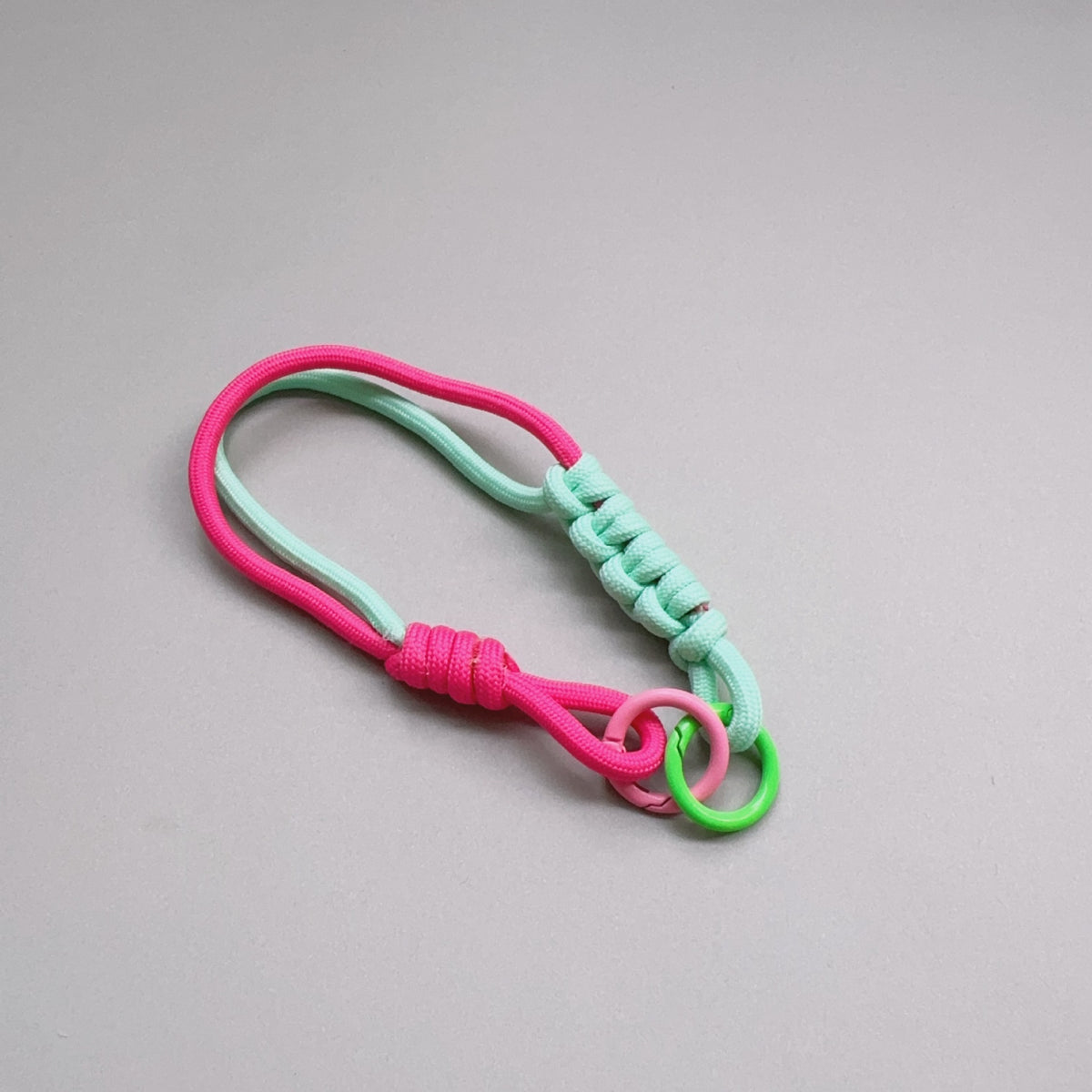 Paracord Schlüsselanhänger Halter Brehn