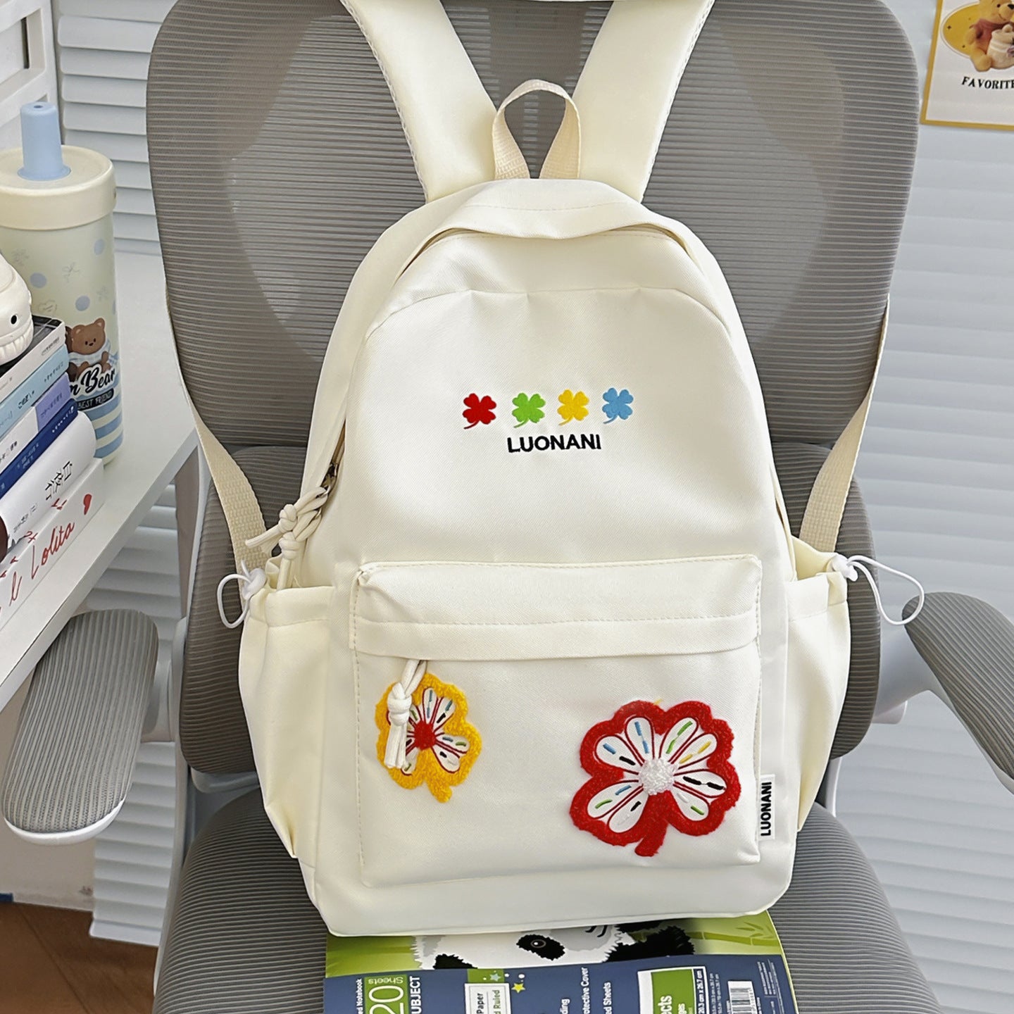 Bestickter floraler Design-Schulrucksack