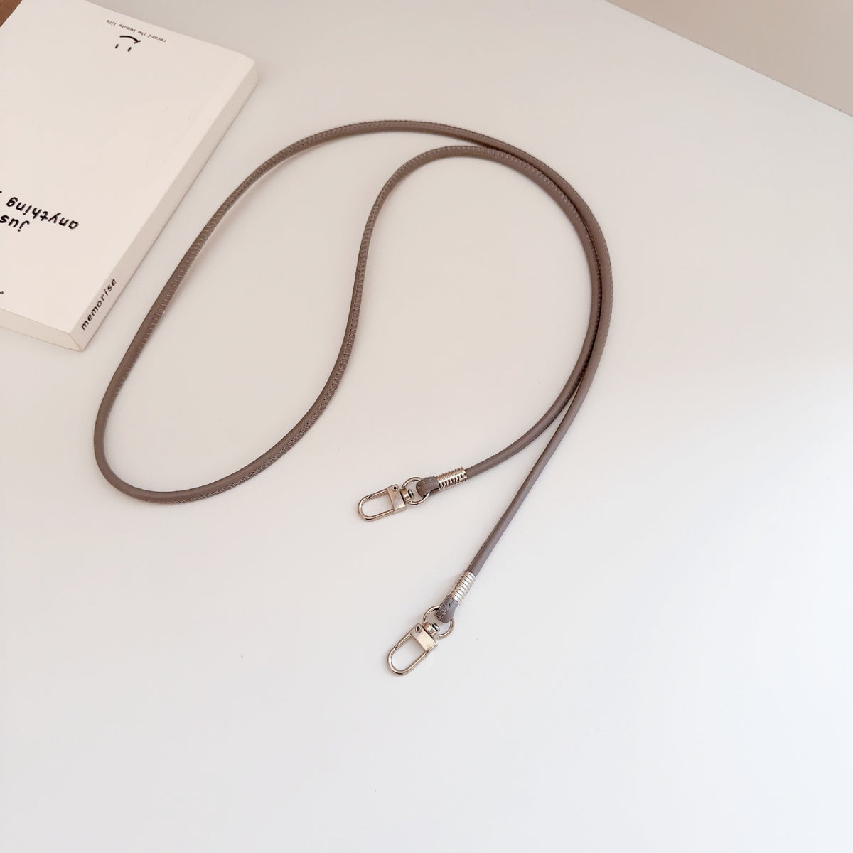 Elegante Leder-Attaché-Tragriemen Brehn