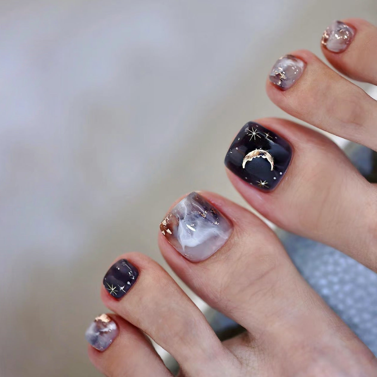Artistic Nail Art Brehn