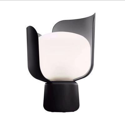 Künstlerische Tischlampe  1790878780