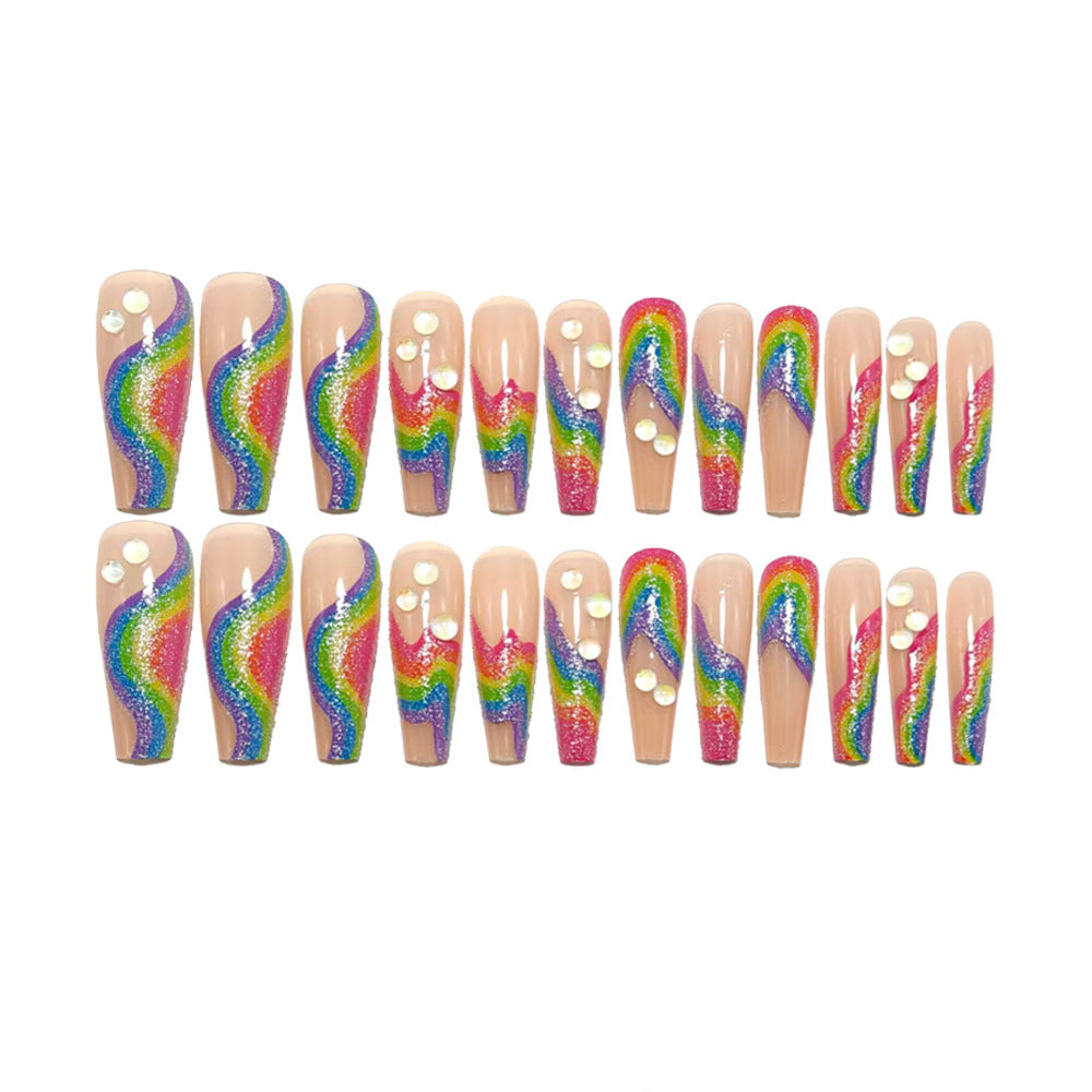 Kreative Kunstnägel im Regenbogen-Design Brehn