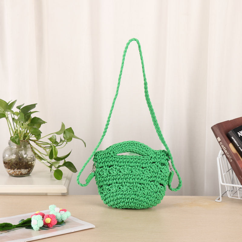 Handgefertigte Umhängetasche mit Einzigartigem Strickdesign Brehn