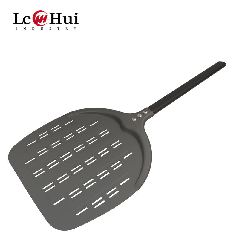 perforierter Pizzaschieber mit extra langem ergonomischem Griff Brehn