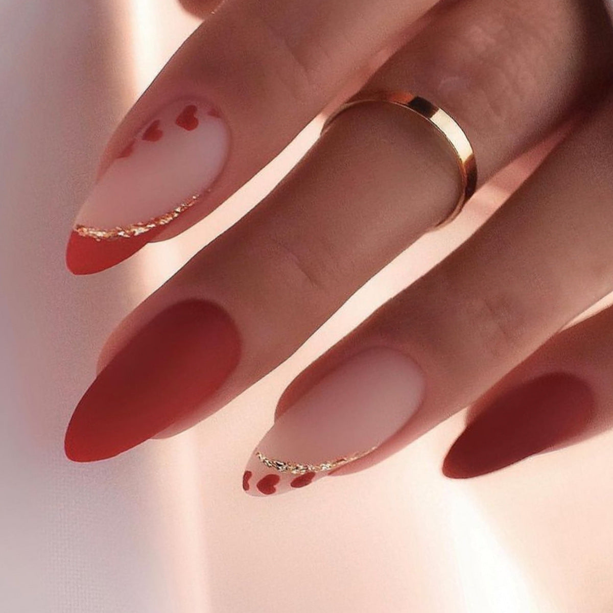 Heart-Accent Stiletto-Nagelkunst Brehn