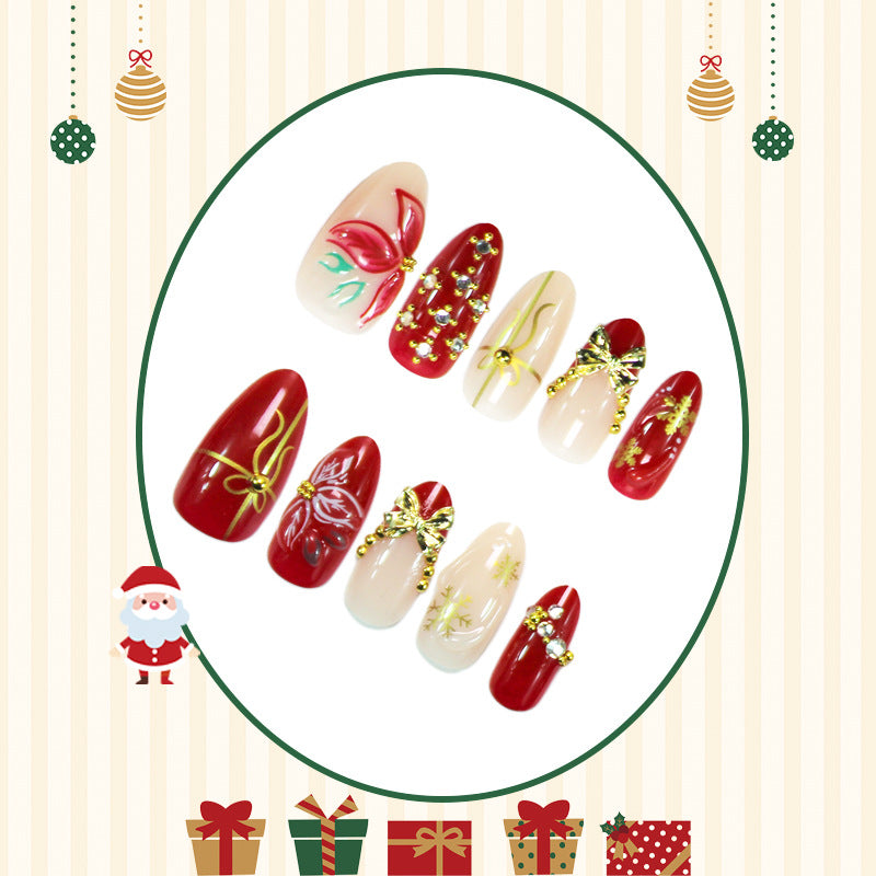 Kunstnagelset mit festlichen Weihnachtsmotiven und edlen Verzierungen Brehn