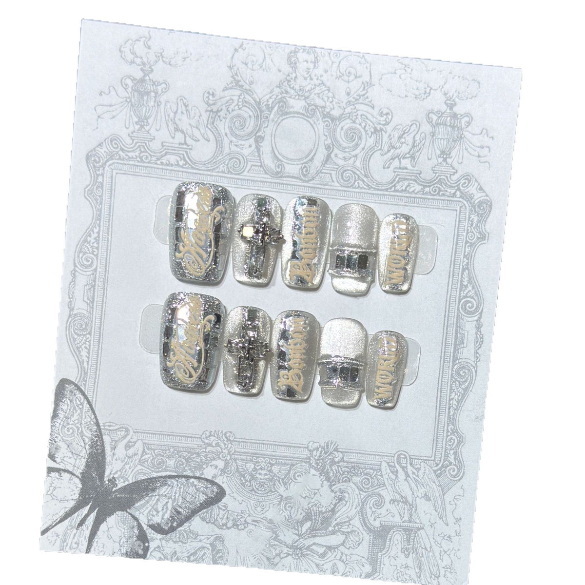 Metallic Press-On Nagelset mit dekorativen silbernen Akzenten Brehn