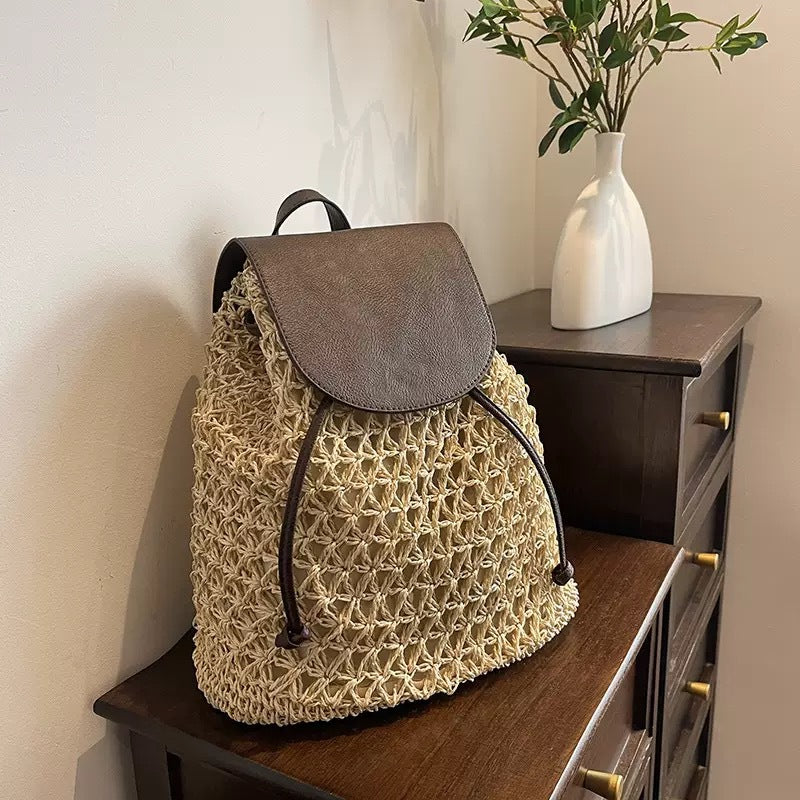 Handgefertigte Rucksacktasche mit Lederverzierungen Brehn