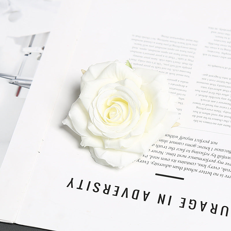 Florale Corsage für dekorative Trage- und Ausstellungszwecke