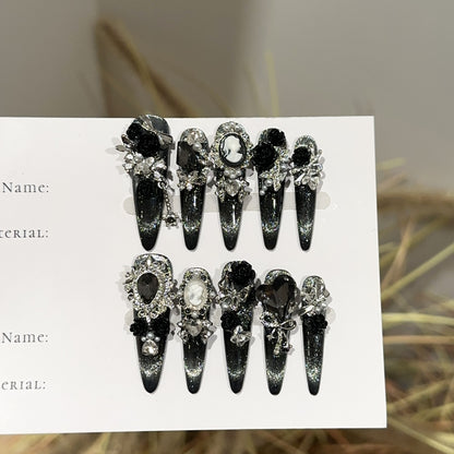Gothic-inspiriertes Nagelkunst-Set