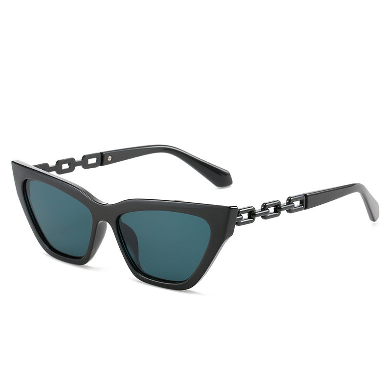 Damen Cat-Eye Sonnenbrille mit modernem Kettenrahmen Brehn