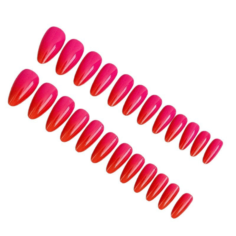 Trendige Nagelspitzen Brehn