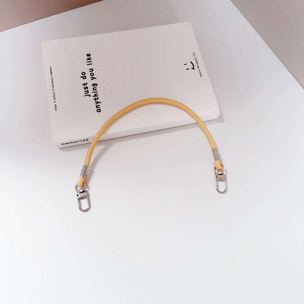 Stylische Silikon-Handykette Brehn