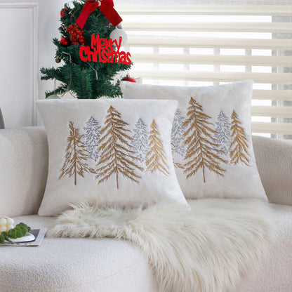 Quadratischer Zierkissenbezug aus Kunstfell mit gesticktem Tannenbaum‑Motiv Brehn