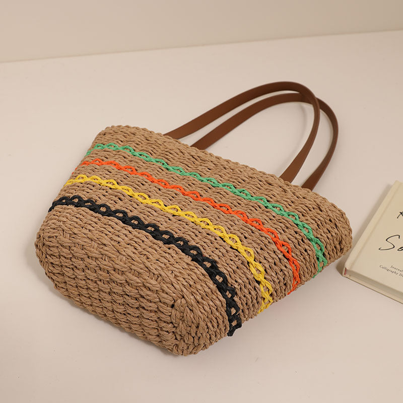 Trendige Strohtasche mit Bunten Details Brehn