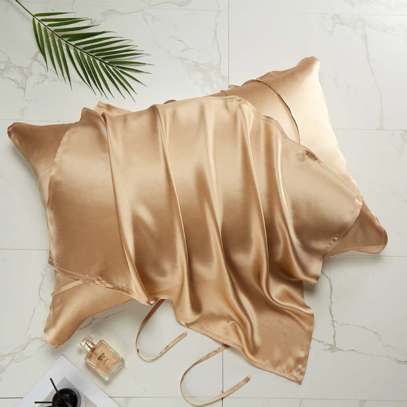 Damen seidiger Kissenbezug mit elegantem Design Brehn