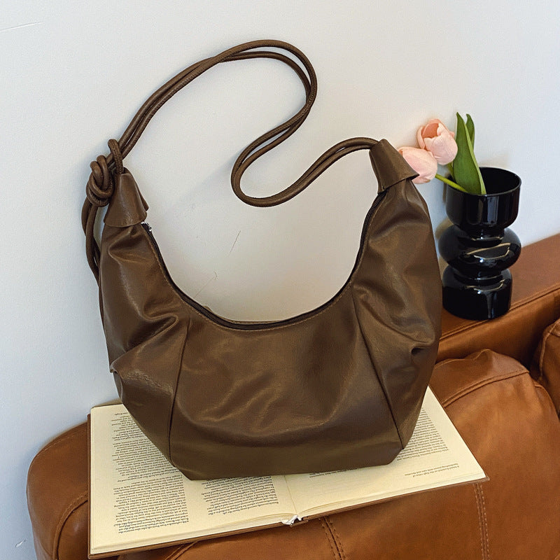 Moderne Minimalistische Sling-Handtasche Brehn