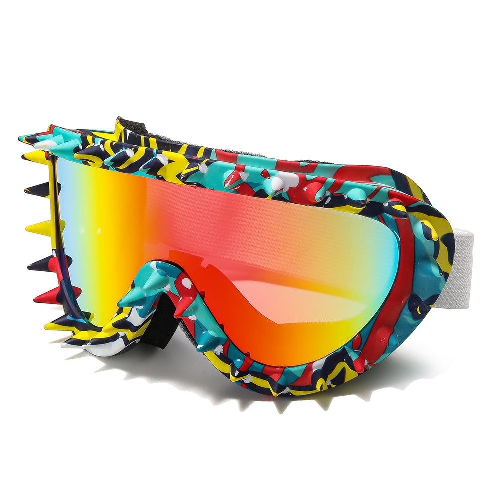 Damen stylische Schutzbrille mit markantem Spike-Design Brehn